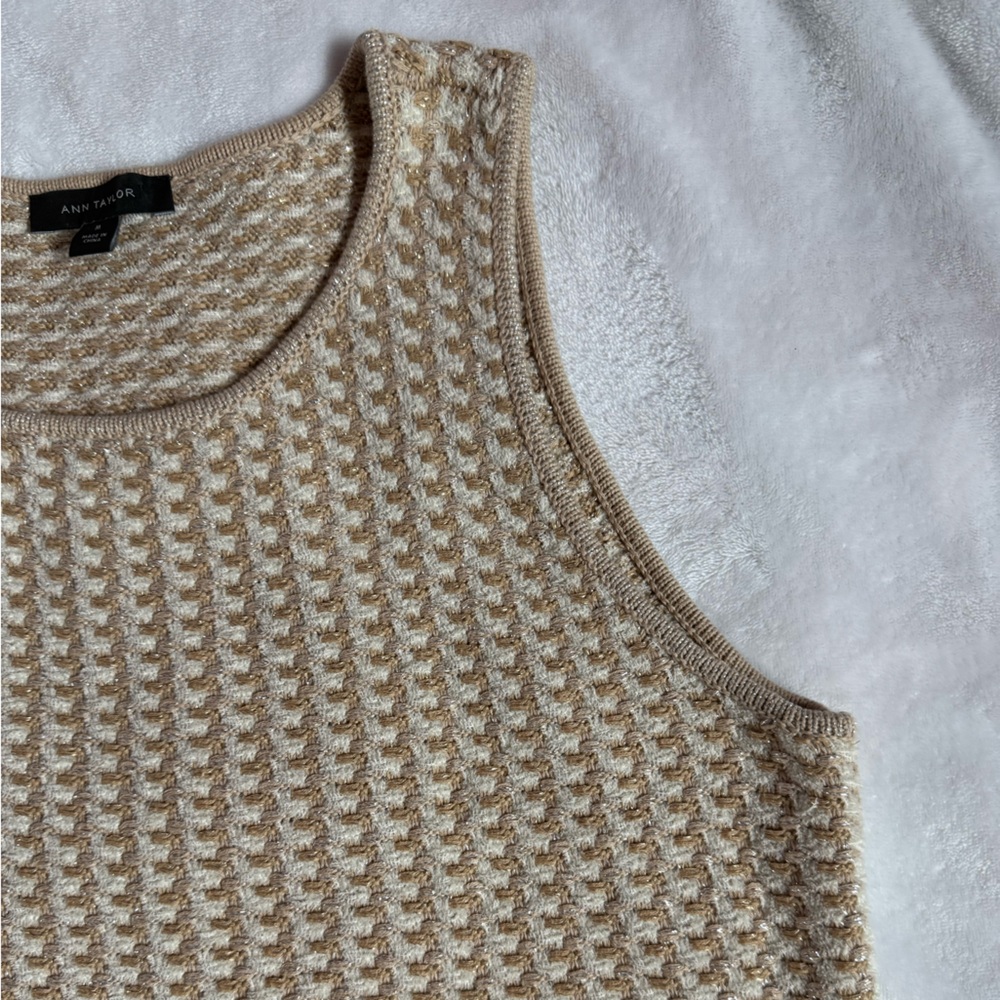 Ann Taylor Textured Knit Tank Top - Picture 4 of 8